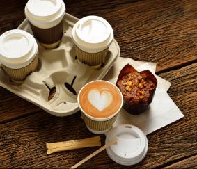 Koffie to go: het fiscaal vriendelijk vervangen van plastic wegwerpbekers